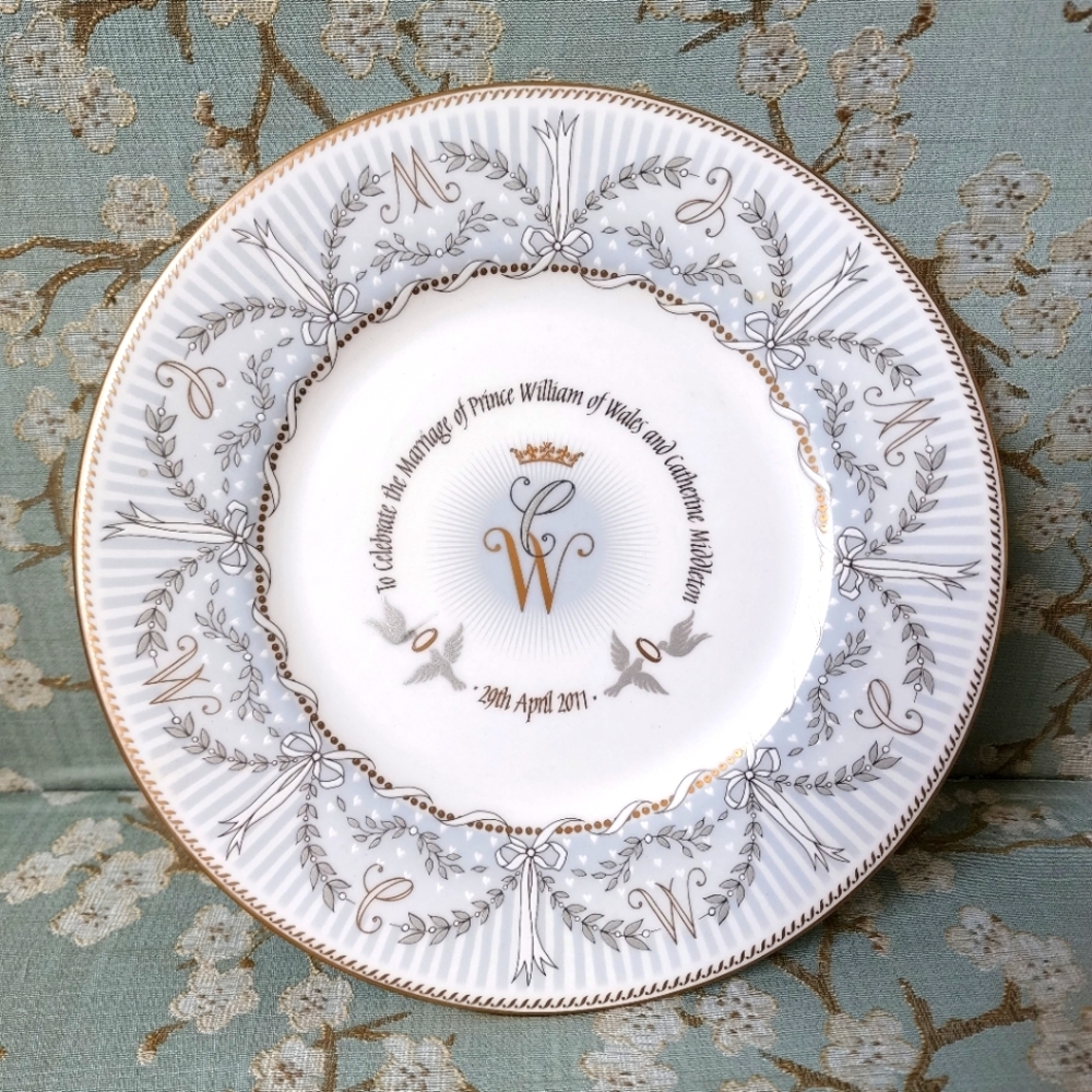 Commemorative Plate Will and Kate Middleton Wedding China